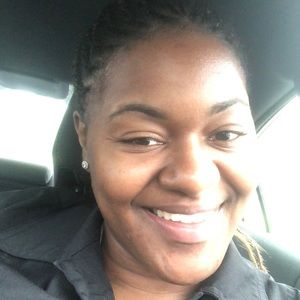 Meet your Posher, Ebony